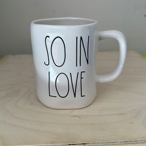 Rae Dunn “so in love” Mug